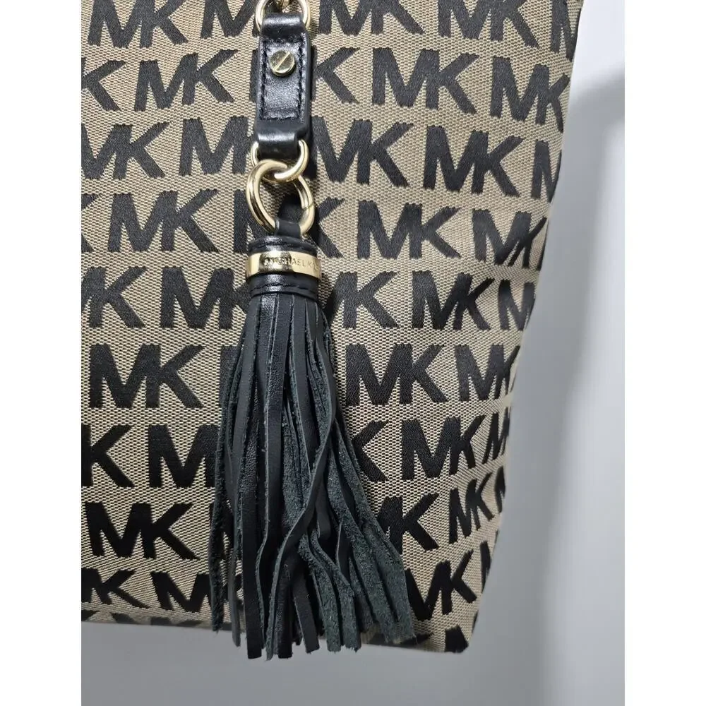 Michael Kors Jet Set EW Tassel Chain Tote/$248/Beige-Black